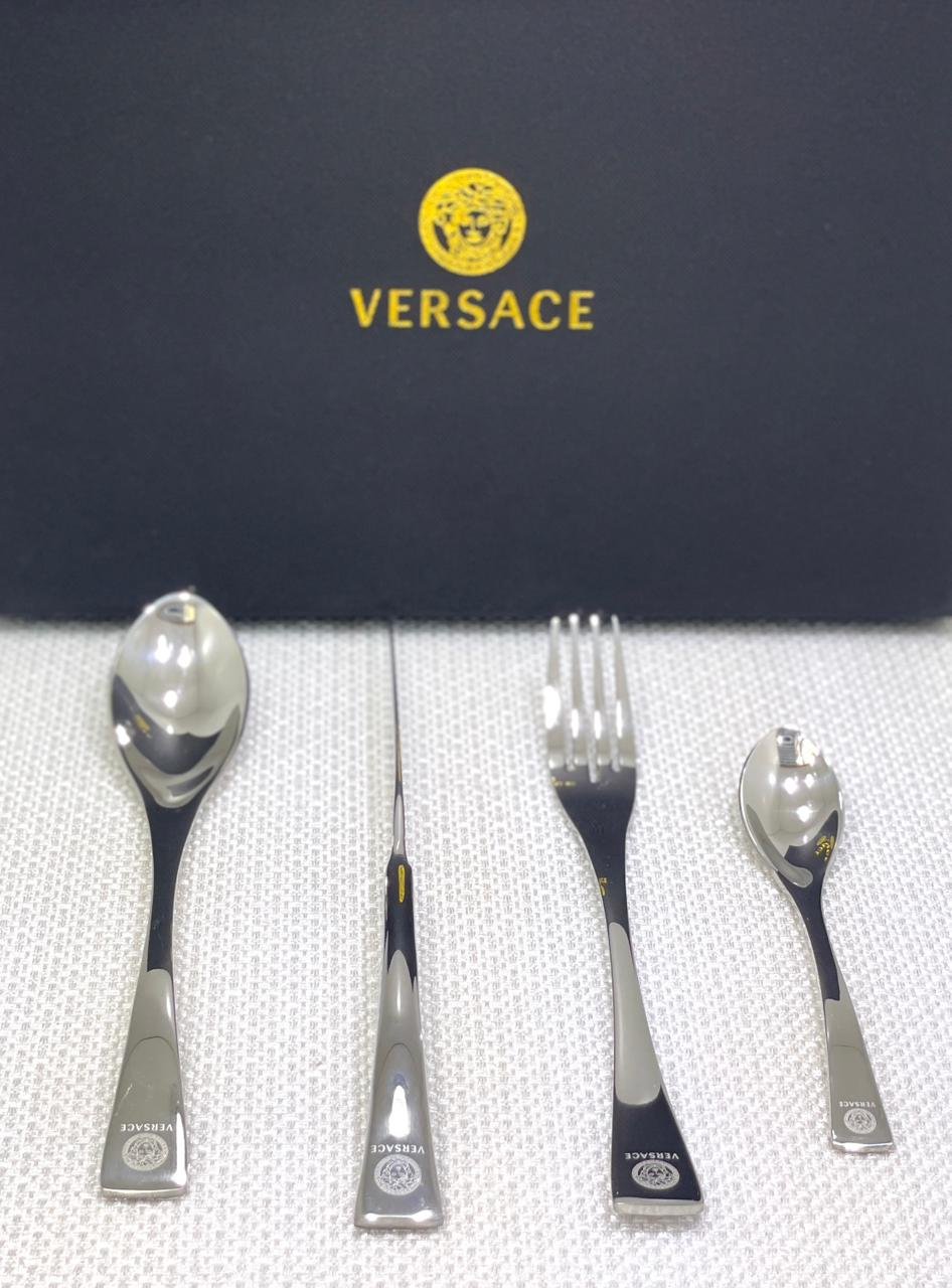 Versace Gold Cutlery set  - Image 6 of 8